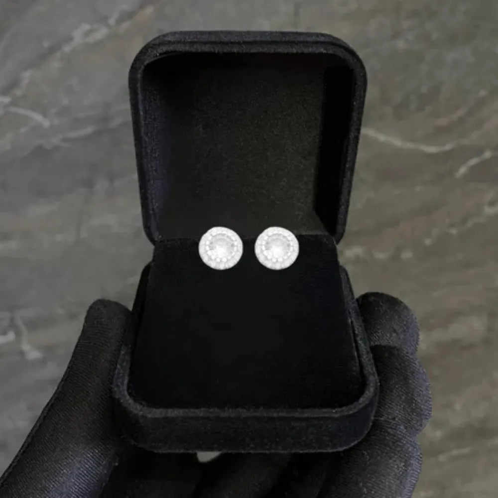 Brinco Masculino de Prata 925 Cravejado em 15 Pedras Zircônia 8mm