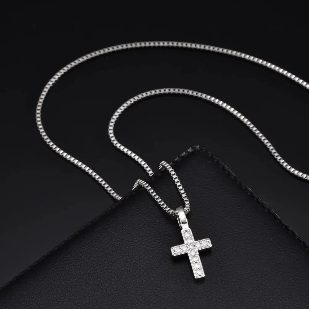 Colar Masculino Crucifixo Cravejado em Zircônica 50cm