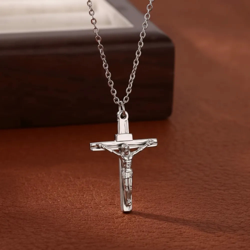 Colar Masculino Crucifixo Cristo 3mm 30cm