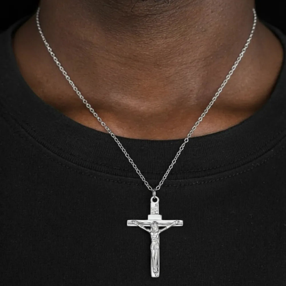 Colar Masculino Crucifixo Cristo 3mm 30cm